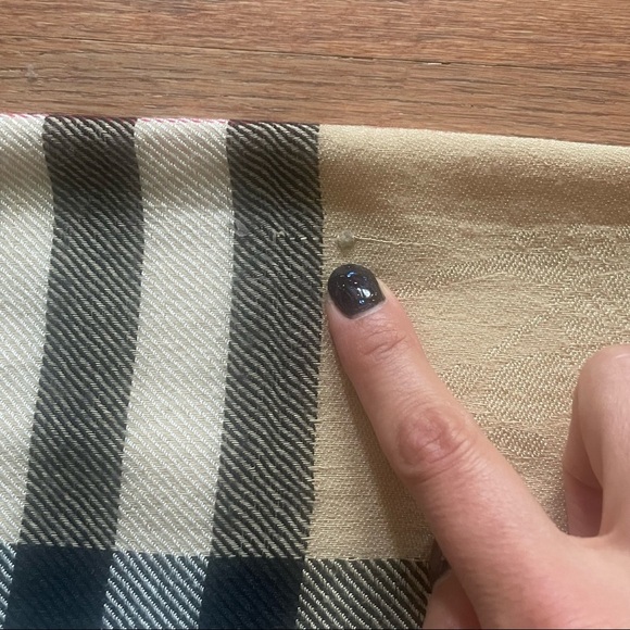 Burberry Classic Check Archive Beige With Equestrian Knight Scarf - Picture 12 of 14